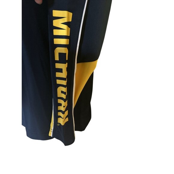 Michigan Wolverines Colosseum Long Sleeve Hooded Shirt Youth Medium 12-14 NWT! - Picture 3 of 6